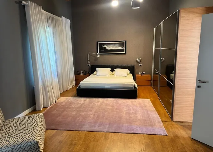 Ab 10 Villa Golem (Tirana)